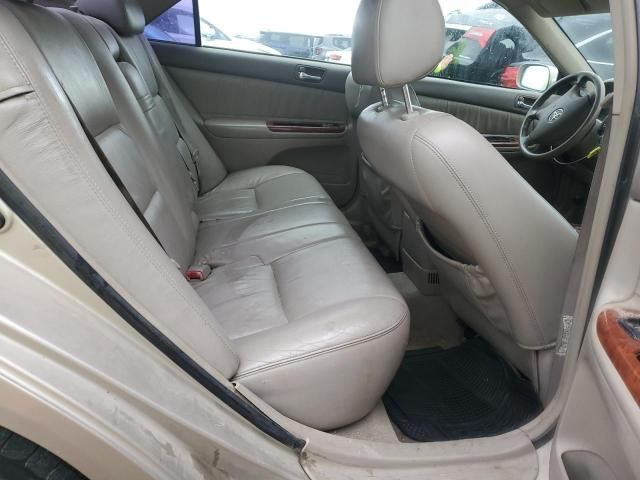 2004 Toyota Camry LE