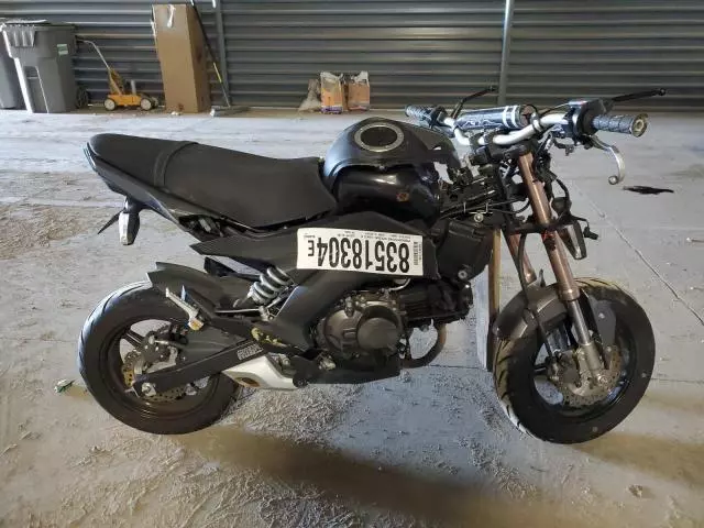 2017 Kawasaki BR125 J