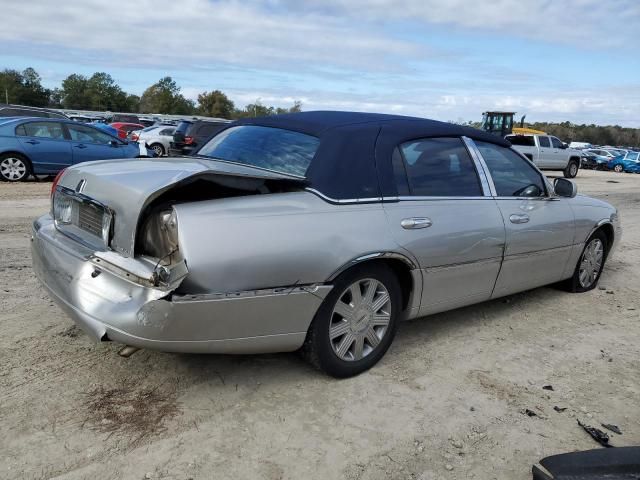 2003 Lincoln Town Car Cartier