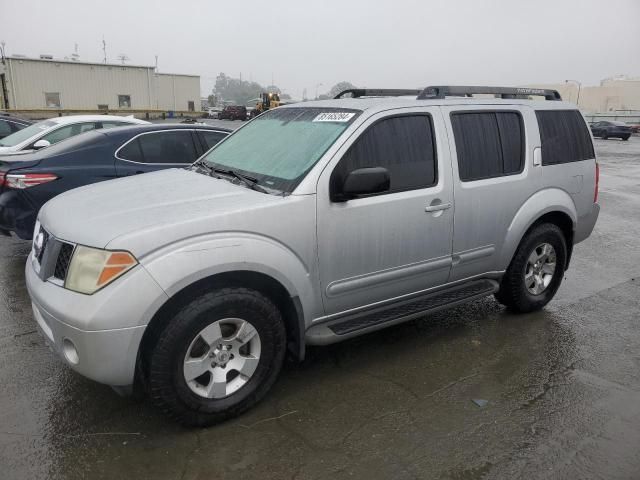 2006 Nissan Pathfinder LE