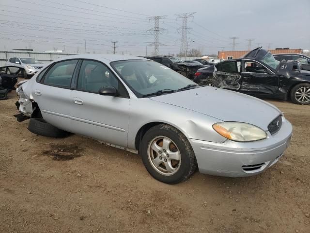 2004 Ford Taurus SE