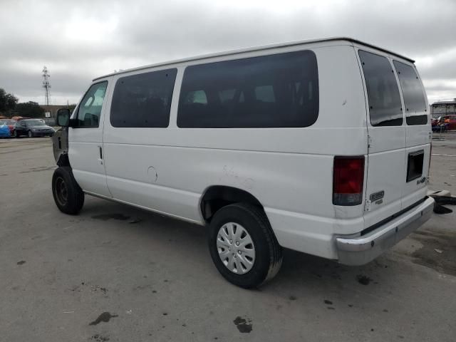 2011 Ford Econoline E350 Super Duty Wagon