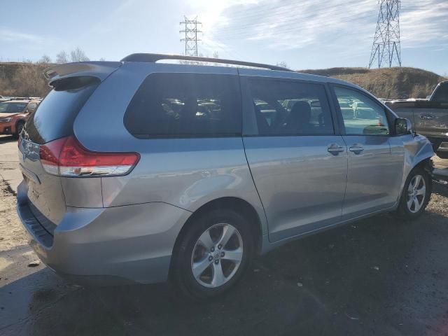 2011 Toyota Sienna LE