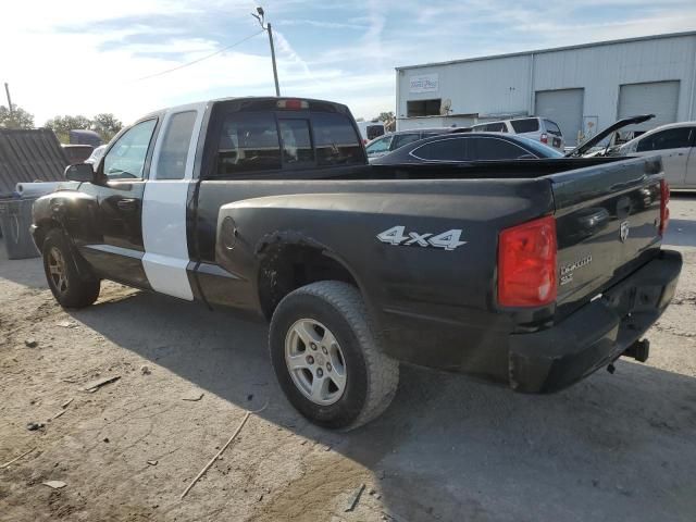 2005 Dodge Dakota SLT