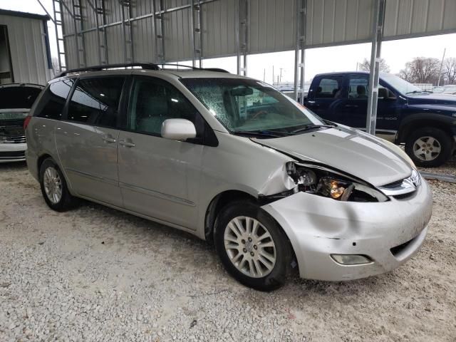 2007 Toyota Sienna XLE