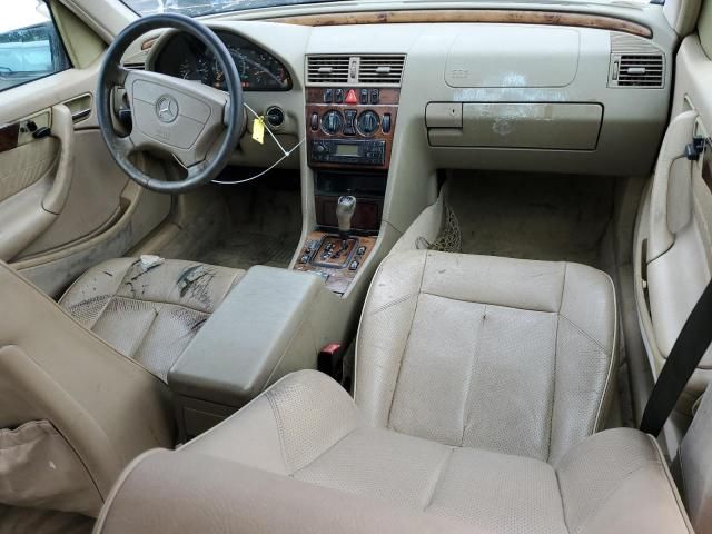 2000 Mercedes-Benz C 230