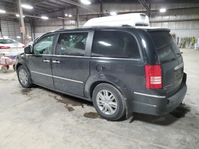 2010 Chrysler Town & Country Limited