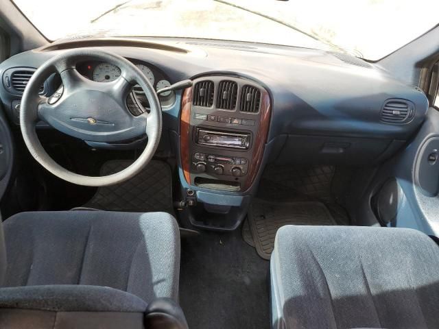 2001 Chrysler Town & Country LX