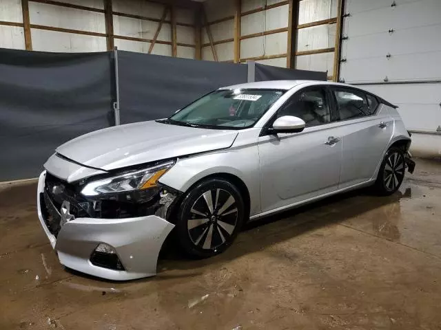 2021 Nissan Altima SV