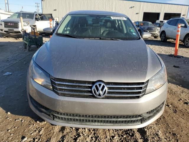 2012 Volkswagen Passat SE