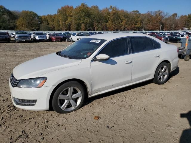 2012 Volkswagen Passat SE