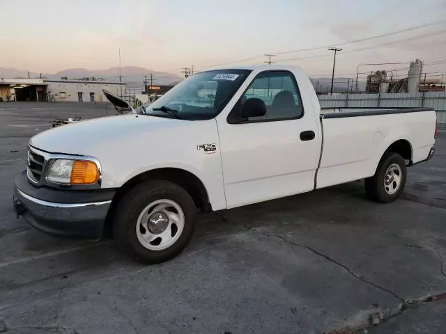 2004 Ford F-150 Heritage Classic