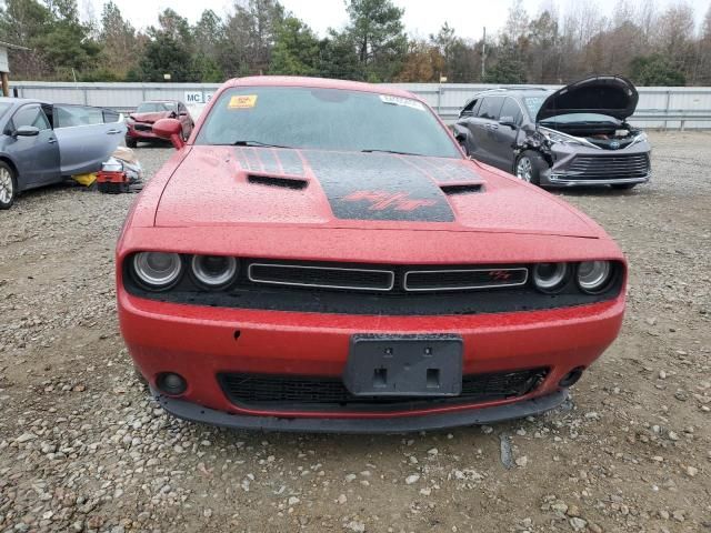 2015 Dodge Challenger SXT Plus