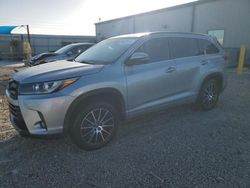 Salvage cars for sale at Arcadia, FL auction: 2018 Toyota Highlander SE