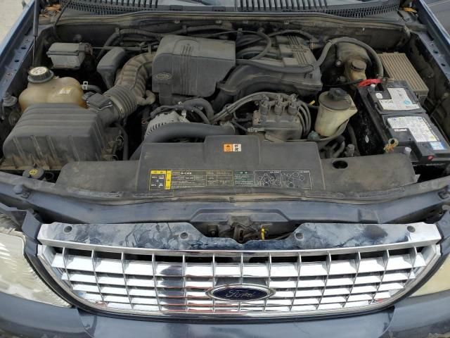 2003 Ford Explorer XLT