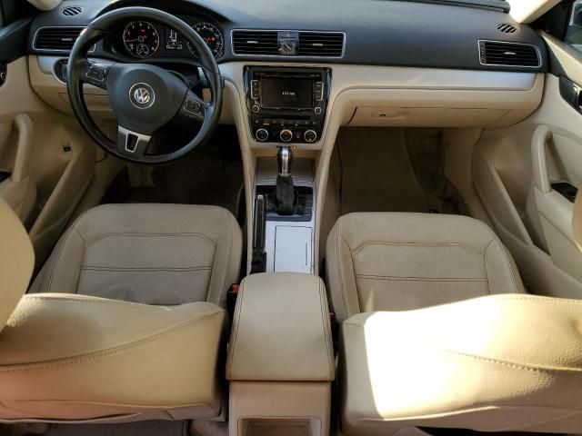 2012 Volkswagen Passat SE