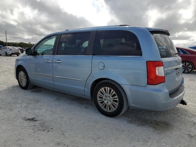 2013 Chrysler Town & Country Limited