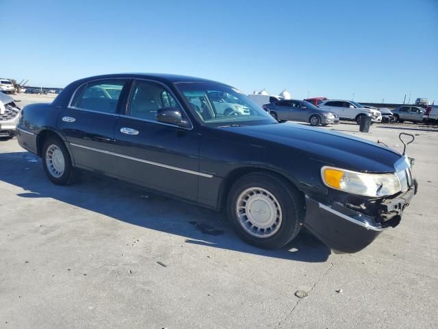 2000 Lincoln Town Car Executive