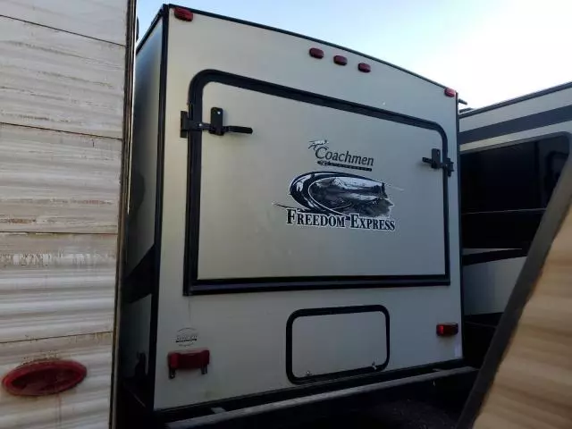 2014 Coachmen Freedom EX