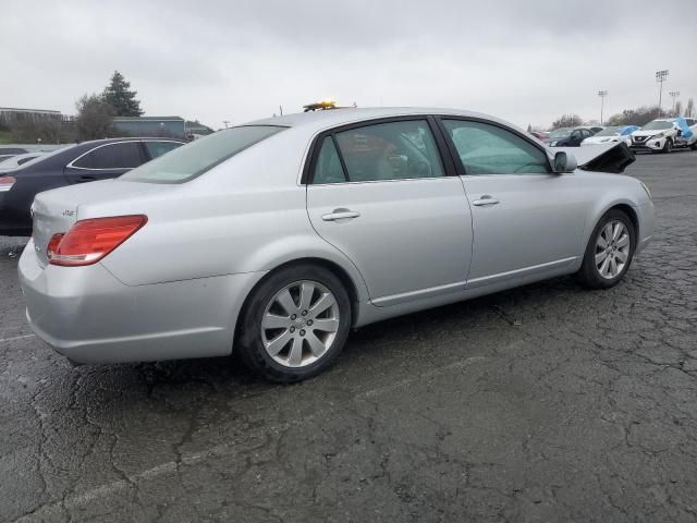 2005 Toyota Avalon XL