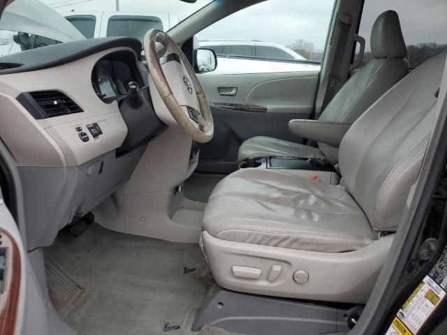 2011 Toyota Sienna XLE