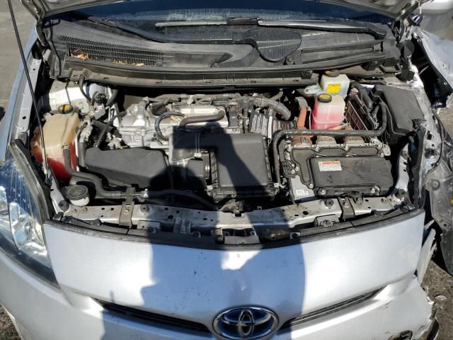 2014 Toyota Prius PLUG-IN