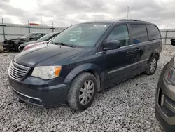 Salvage cars for sale at Cahokia Heights, IL auction: 2014 Chrysler Town & Country Touring