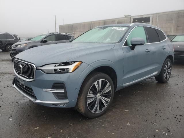 2022 Volvo XC60 B5 Inscription