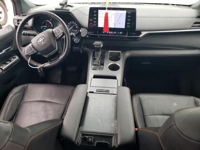 2021 Toyota Sienna XSE