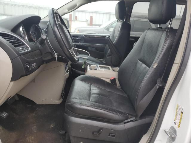 2015 Chrysler Town & Country Touring