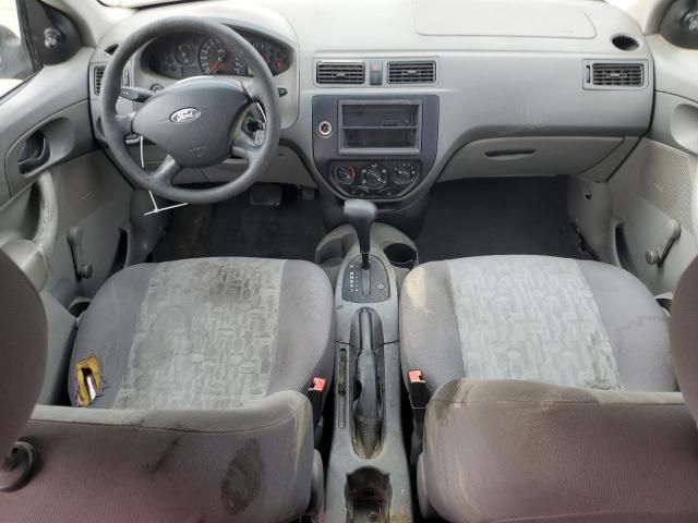 2005 Ford Focus ZX4