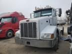 2002 Peterbilt 385