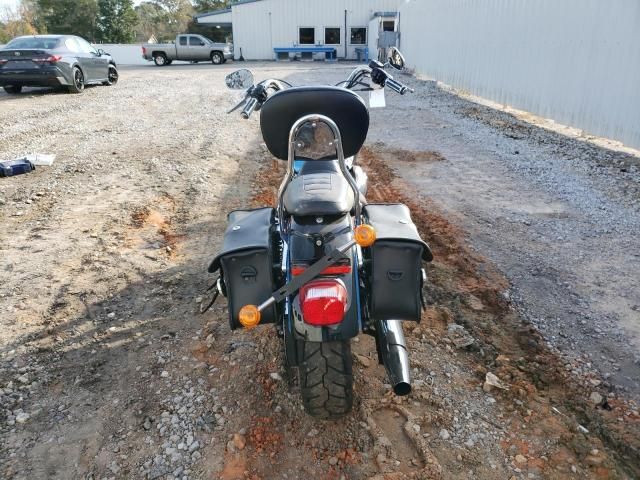 2011 Harley-Davidson Fxdc