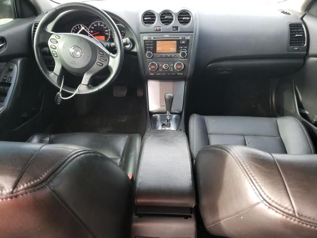 2010 Nissan Altima Base