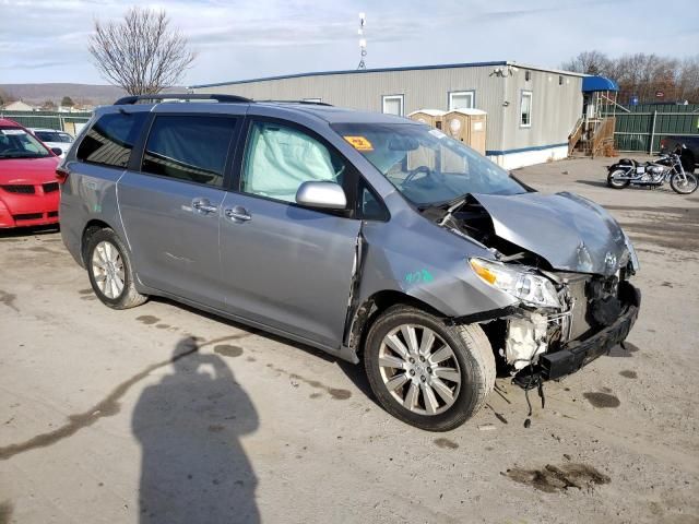 2017 Toyota Sienna XLE