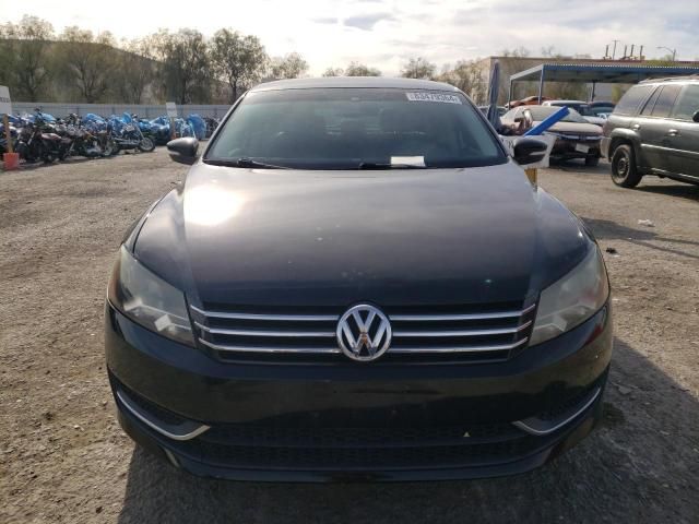 2014 Volkswagen Passat SE