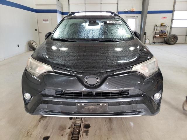 2017 Toyota Rav4 HV LE