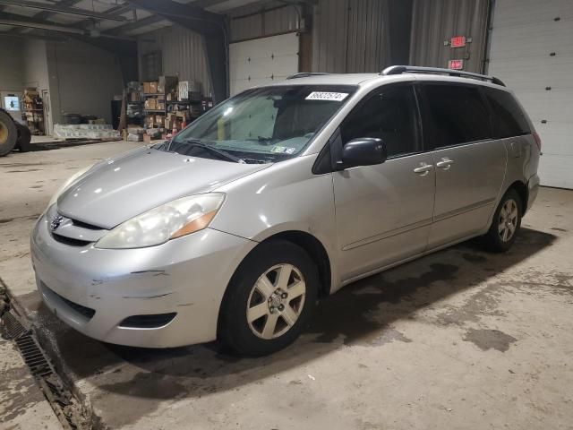 2007 Toyota Sienna CE