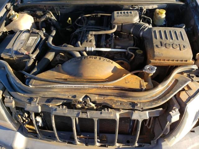 2004 Jeep Grand Cherokee Laredo