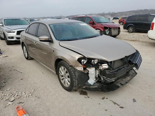 2015 Volkswagen Passat S