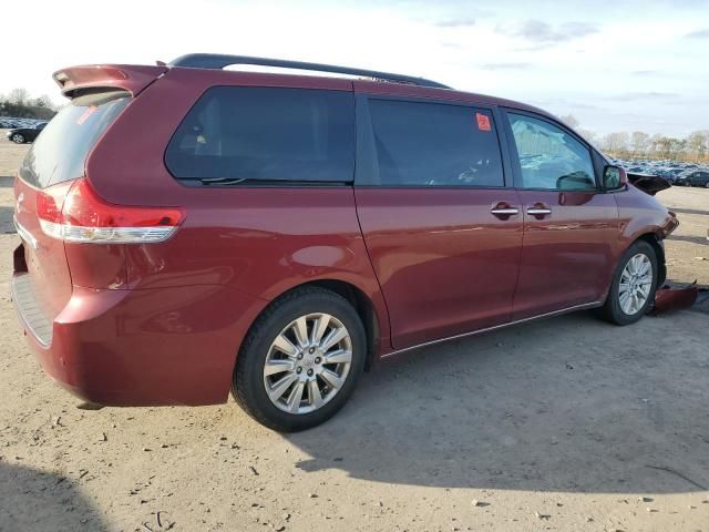 2011 Toyota Sienna XLE