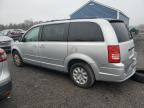 2010 Chrysler Town & Country LX