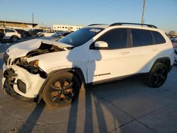 Jeep Vehiculos salvage en venta: 2019 Jeep Cherokee Latitude Plus