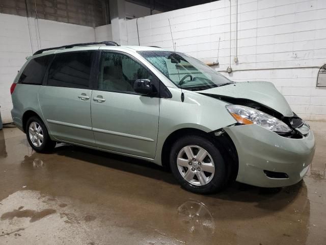 2008 Toyota Sienna CE