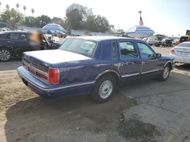 1995 Lincoln Town Car Signature