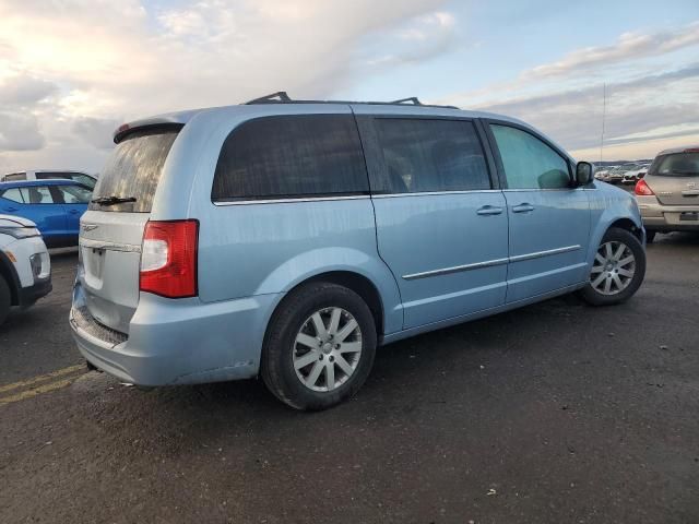 2013 Chrysler Town & Country Touring