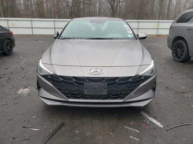 2021 Hyundai Elantra SE