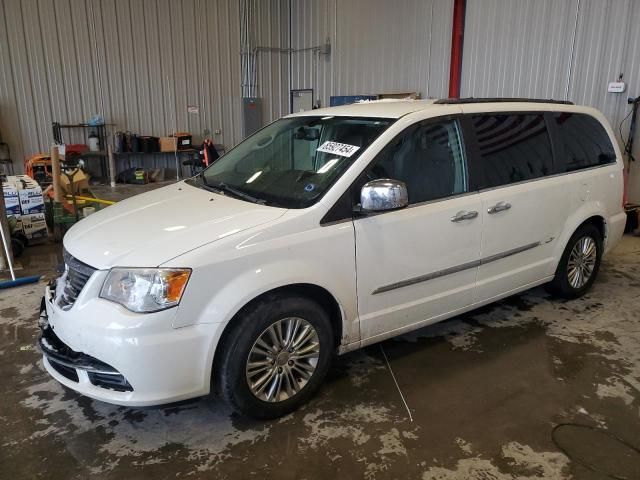 2013 Chrysler Town & Country Touring L