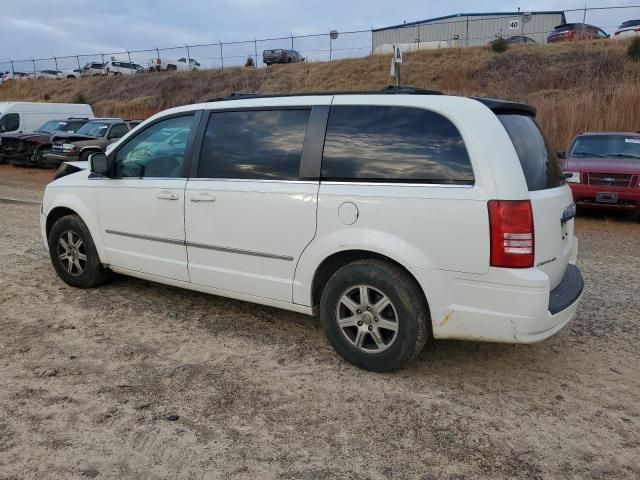 2010 Chrysler Town & Country Touring