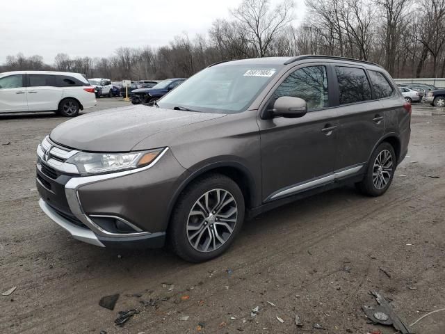 2016 Mitsubishi Outlander SE